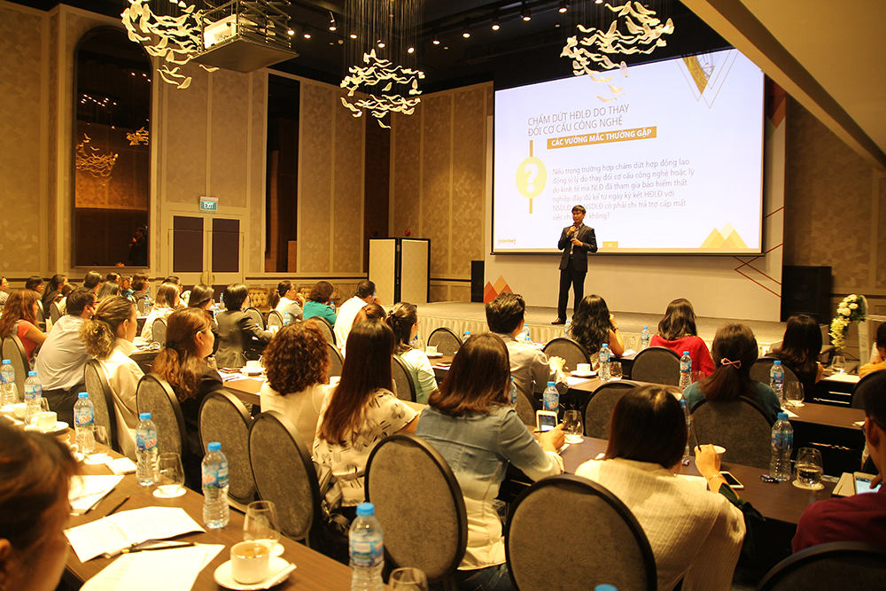 Labour Contract And Key Issues In Labour Relations 10 Our presenter: Mr. Tran Ngoc Thich