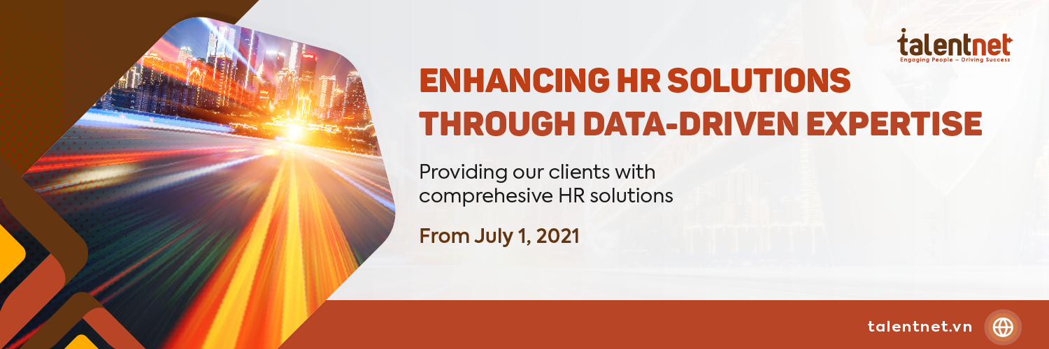 Enhancing HR Solutions Through Data-Driven Expertise 2 Enhancing HR Solutions through Data-Driven Expertise