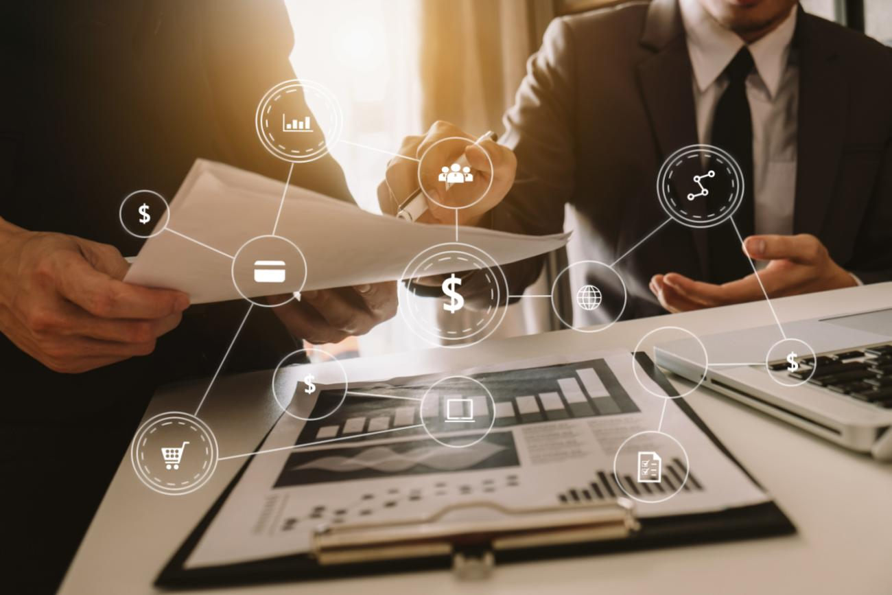 Payroll Experts - What are Their Roles and How do They Help Your Company? 2 Many business managers are very interested in the specific roles and benefits that payroll professionals bring
