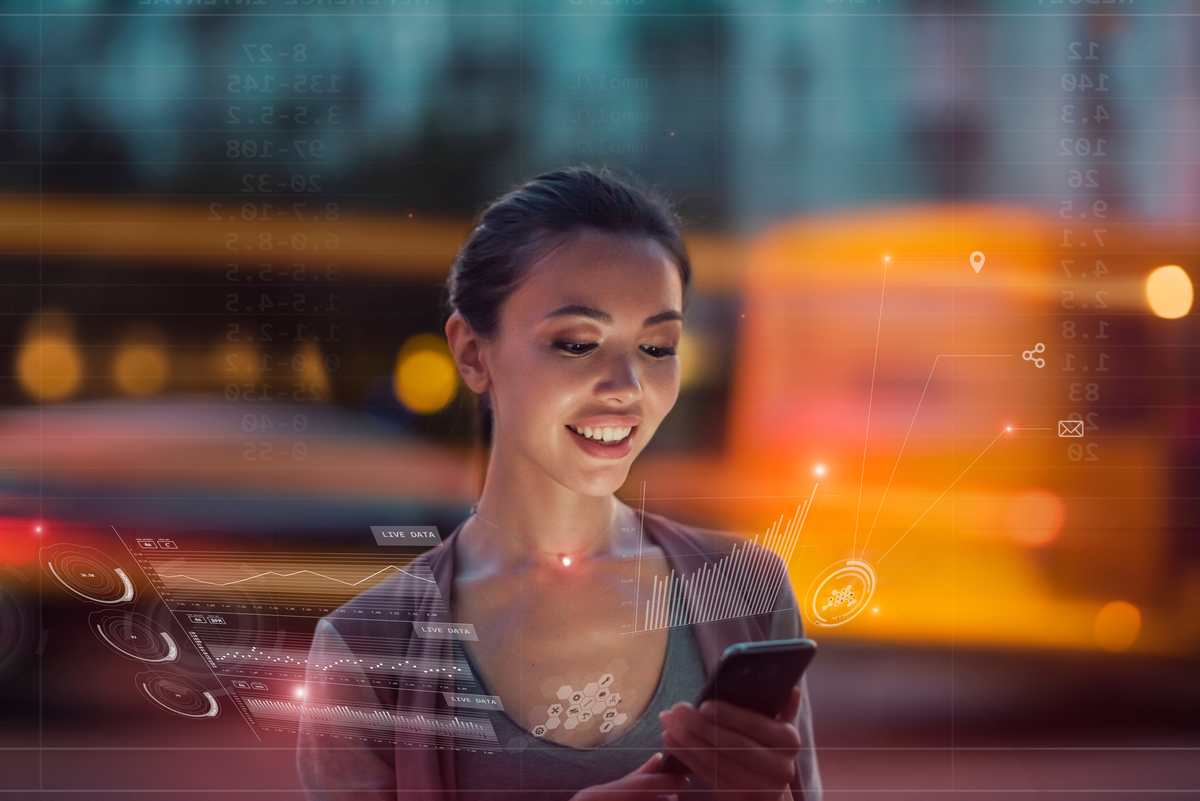 What Businesses Need in Digital Marketing Manager 2 The digital marketing manager is in charge of managing and coordinating staff to create online advertising content and images based on the latest trends in an innovative way.