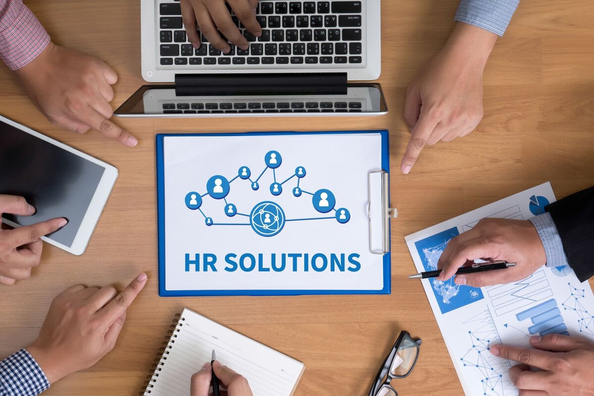 Key Changes in HR Outsourcing in the COVID-19 4 Value networks are the links between various outsourcing companies in the outsourcing sense.